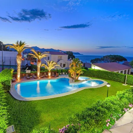 Palmiers I-11 By Interhome * Llanca