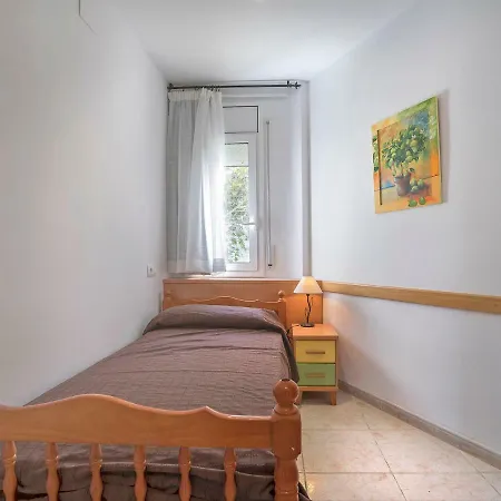 Palmiers I-11 By Interhome